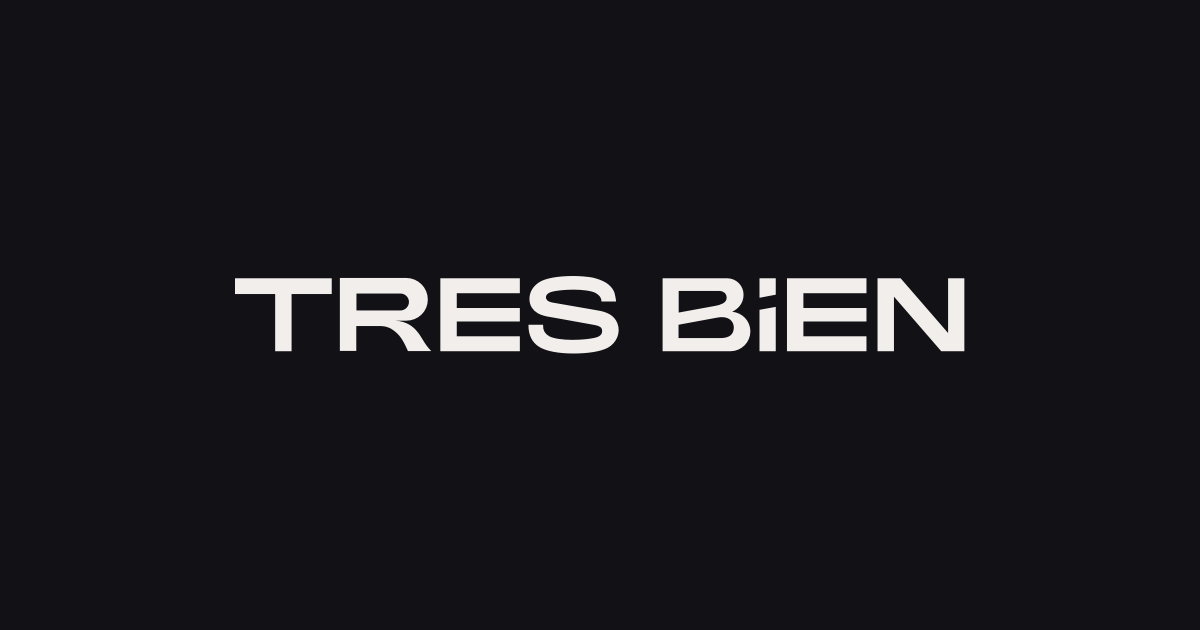 Tres Bien Logo
